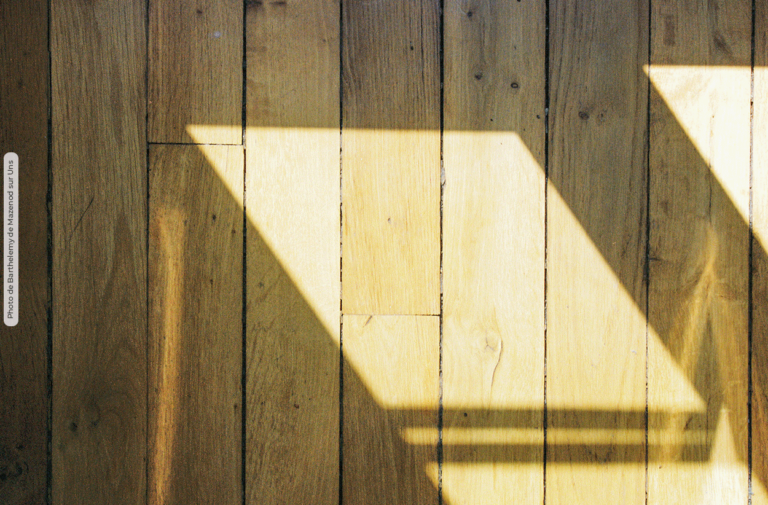 renovation parquet_barthelemy-de-mazenod-unsplash