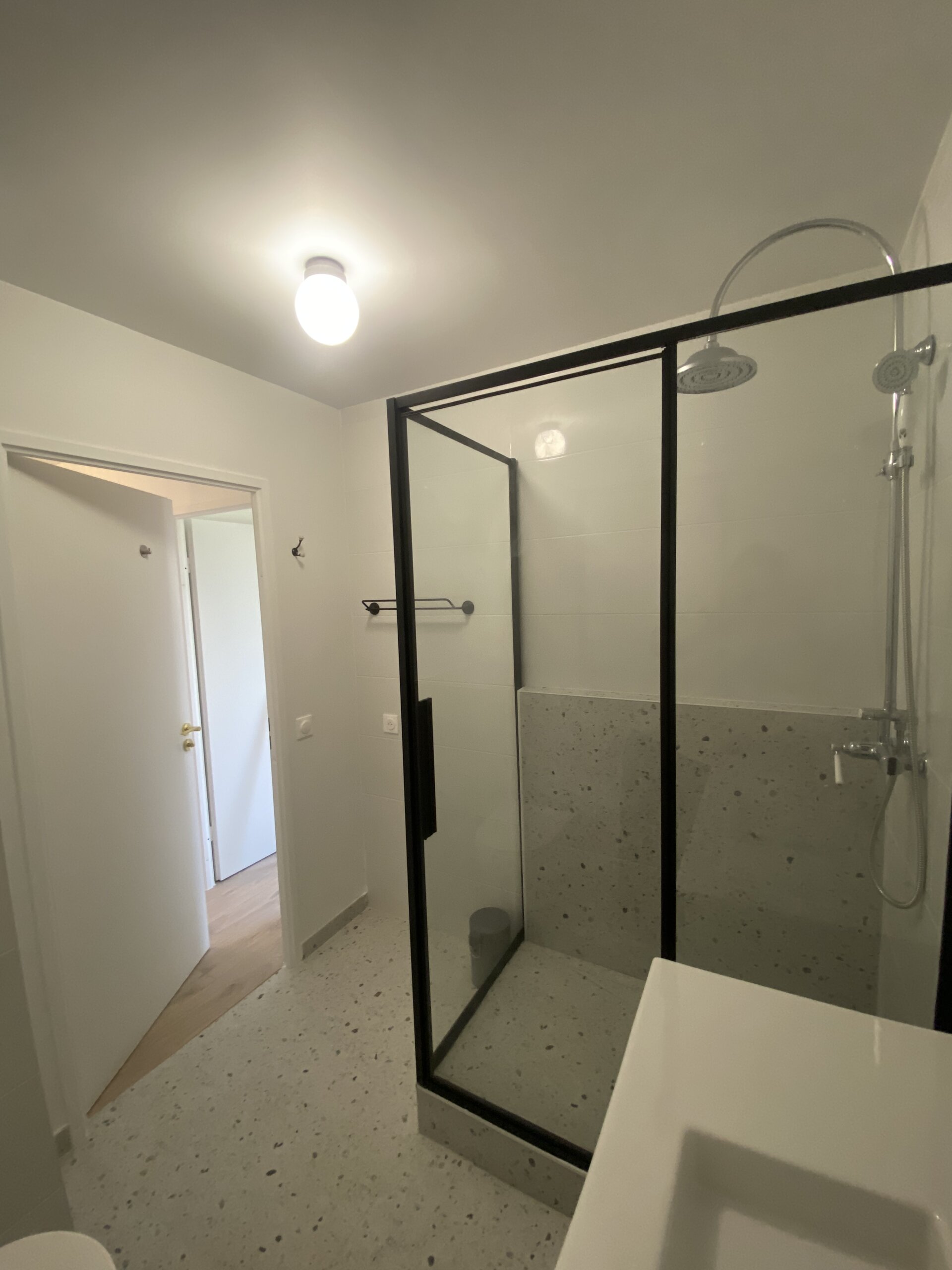 IMG_2170 Équipe KASQ - entreprise de rénovation à Paris